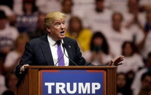 (Arquivo) O pr&eacute;-candidato republicano Donald Trump