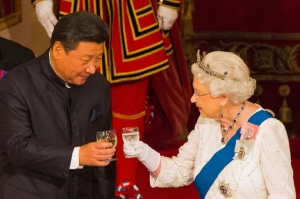 (2015) A rainha recebe o presidente chin&ecirc;s no Pal&aacute;cio de Buckingham